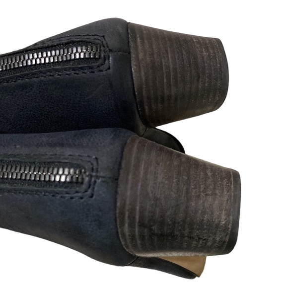 Aquatalia Marvin K Freida Black Leather Laser Cut Ankle Boots 8.5 - Picture 8 of 12